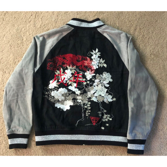 Vintage Woman's Guess Jacket with Embroidered Flowers on front and back Black XS - Picture 2 of 5